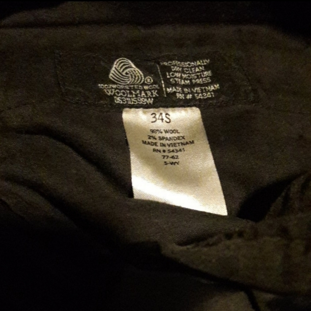 Louis Raphael 98% wool - Picture 3 of 4